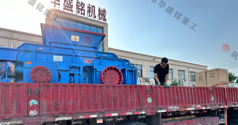 1510對輥破碎機